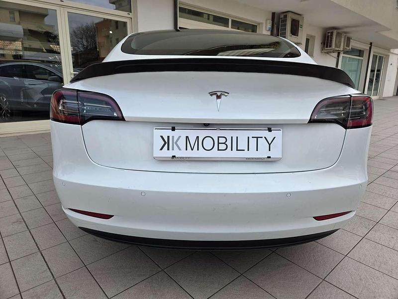 Usata Tesla Model 3 Standard Range 88 kW (120 CV) 2019 Bianco Berlina