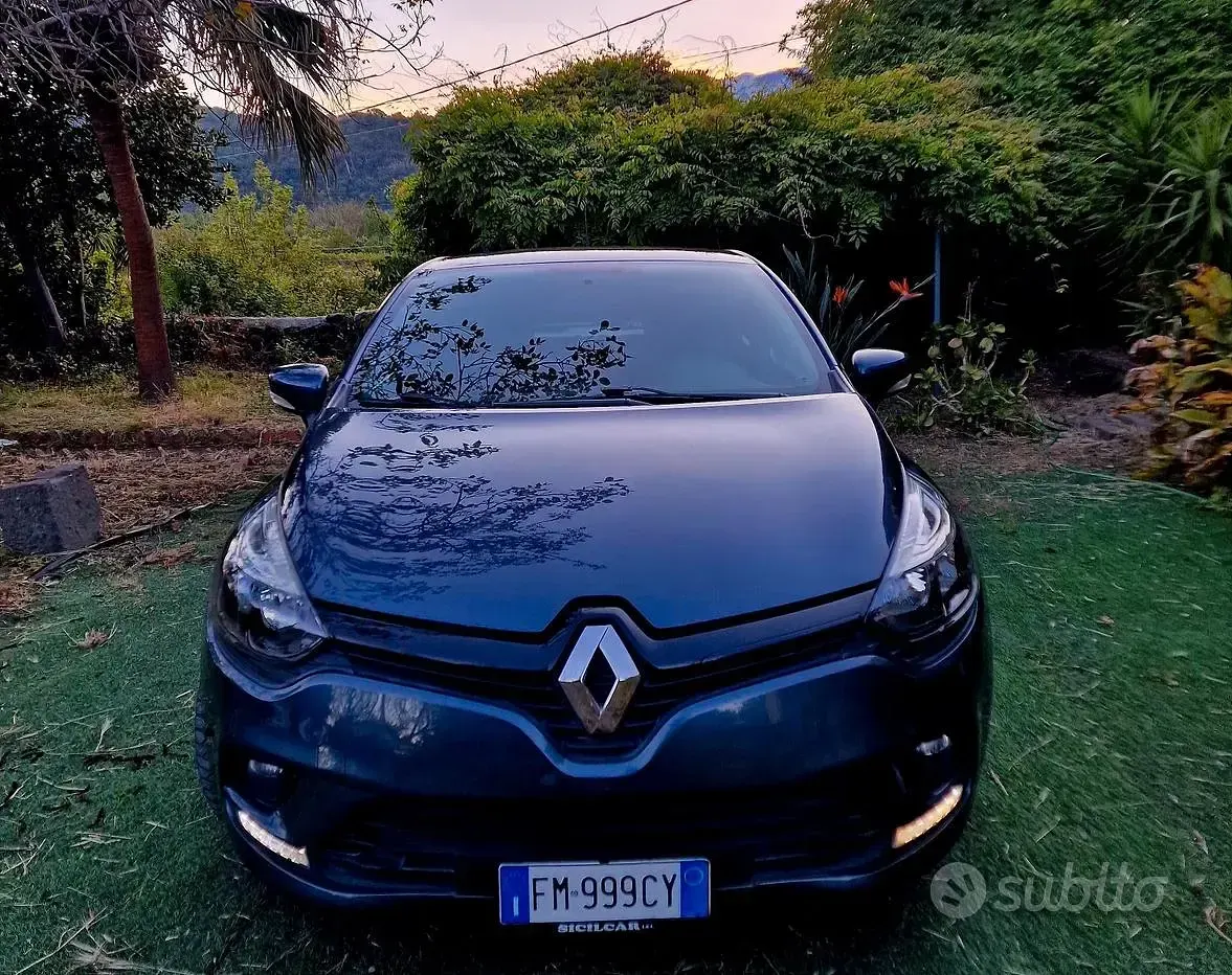 Usata Renault Clio IV Intens 75 CV (55 kW) 2017 Berlina