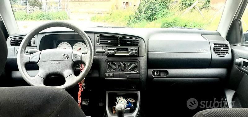 Usata VW Golf III 75 CV (55 kW) 1997 Grigio Berlina