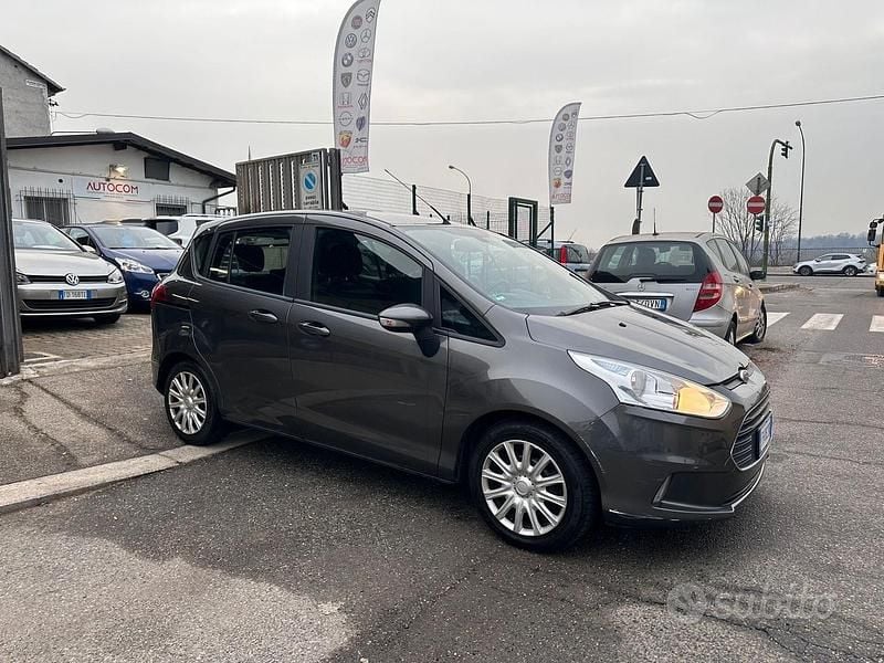 Begagnad Ford B-MAX Titanium X 90 HK (66 kW) 2017 Grå Minibuss