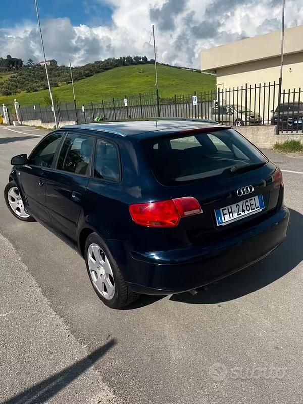 Usata Audi A3 140 CV (102 kW) 2008 Blu Utilitaria