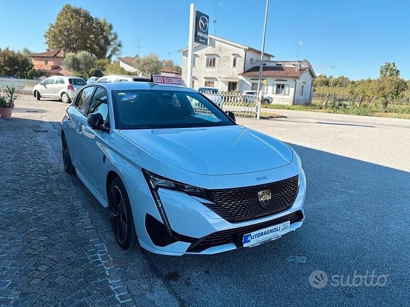 Usata Peugeot 308 GT 114 kW (156 CV) 2024 Bianco Berlina