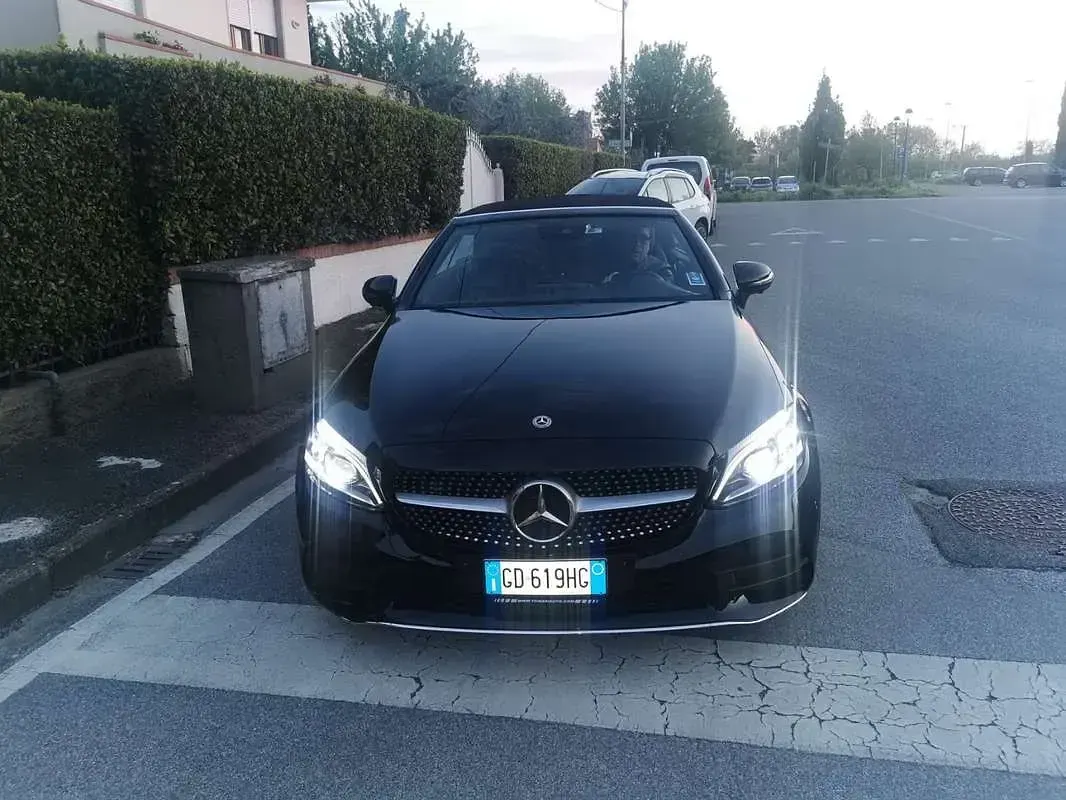 Usata Mercedes C180 Premium Plus 156 CV (114 kW) 2020 Cabrio