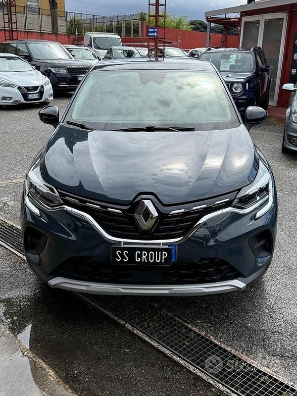 Usata Renault Captur Business 95 CV (69 kW) 2020 Grigio SUV