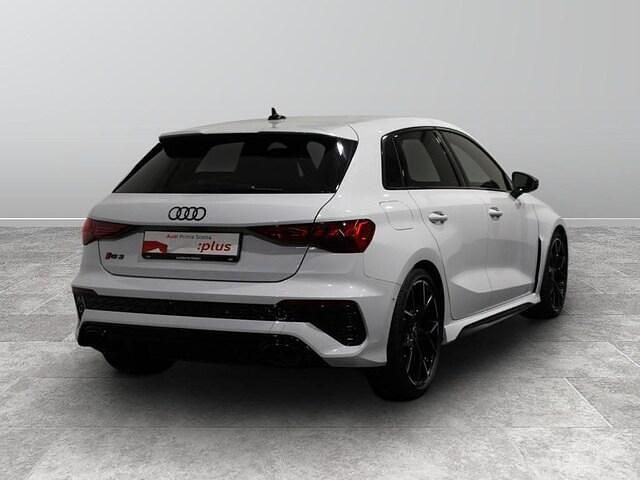 Usata Audi RS3 Sportback Ambiente 400 CV (294 kW) 2022 Bianco ghiaccio metallizzato Utilitaria