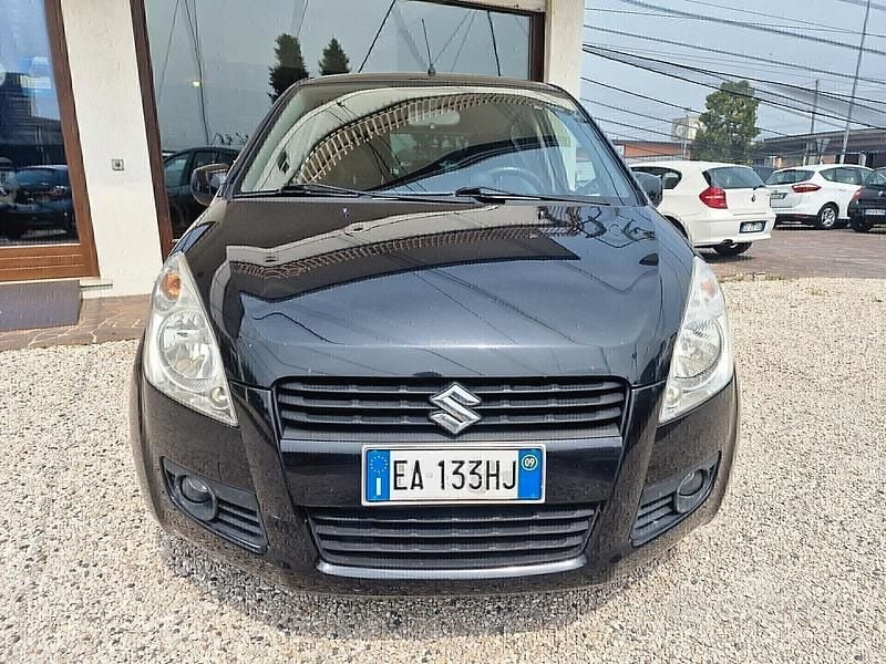 Usata Suzuki Splash 65 CV (47 kW) 2009 Nero Utilitaria