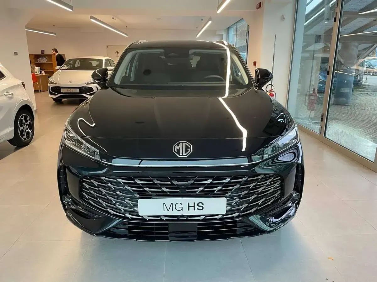 Nuova MG HS Comfort 224 CV (164 kW) 2026 Pebble black SUV