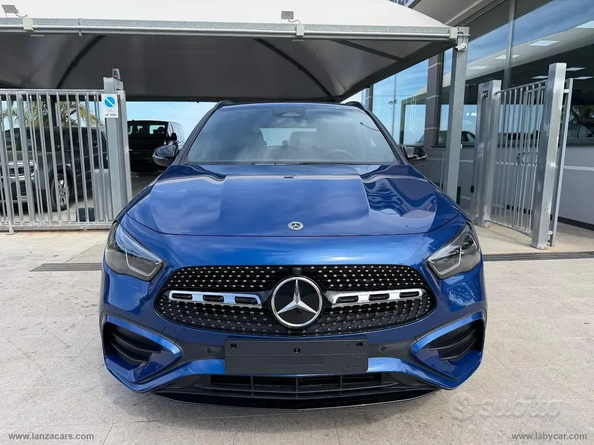 Usata Mercedes GLA200 AMG line 2025 Blu SUV
