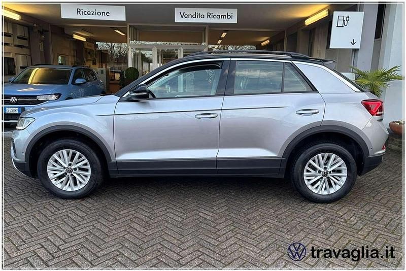 Usata VW T-Roc Life 150 CV (110 kW) 2023 Pyrit silver met / tetto nero SUV