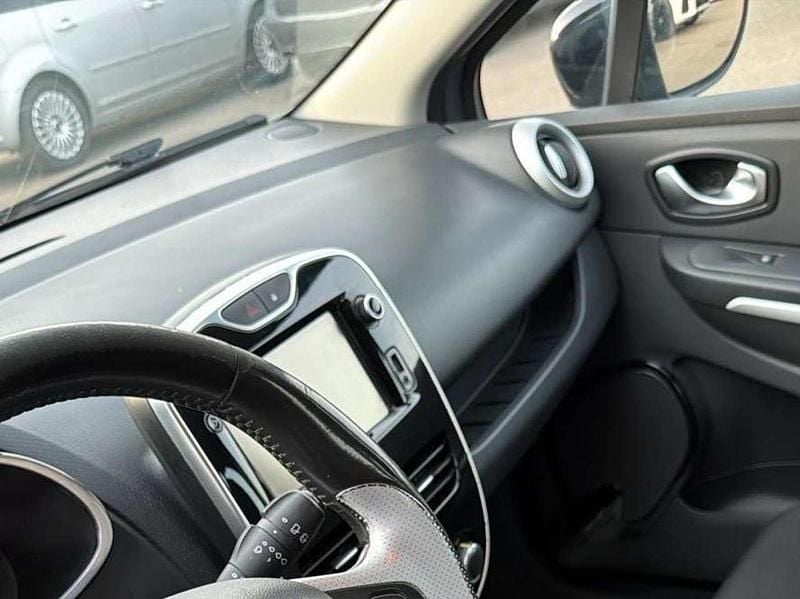 Usata Renault Clio IV 68 CV (50 kW) 2016 Grigio Station wagon