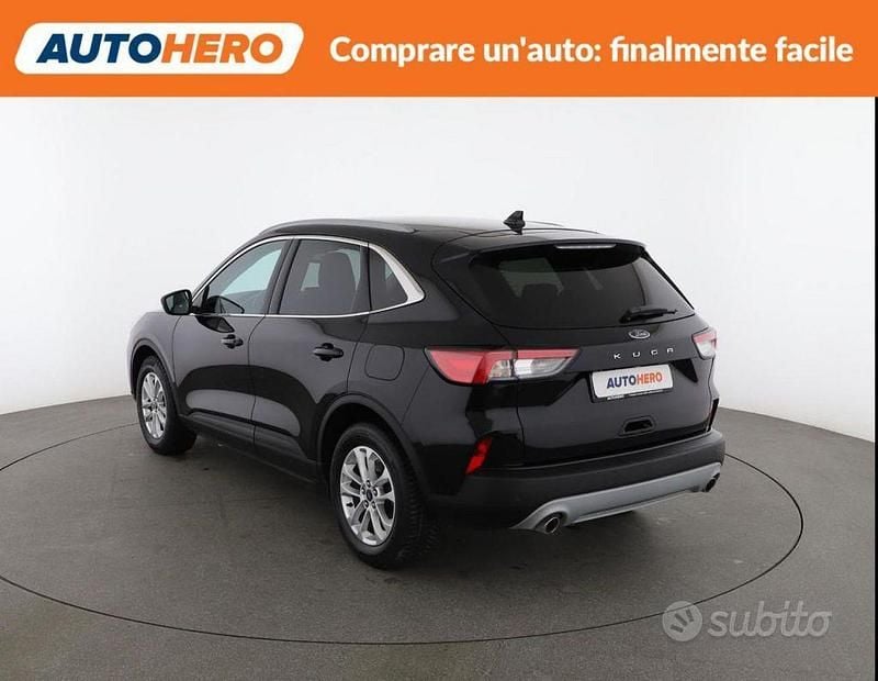 Usata Ford Kuga Titanium 120 CV (88 kW) 2020 Nero SUV