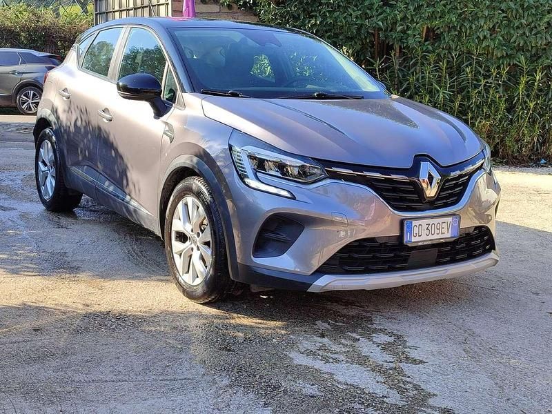Usata Renault Captur Business 101 CV (74 kW) 2020 Grigio SUV