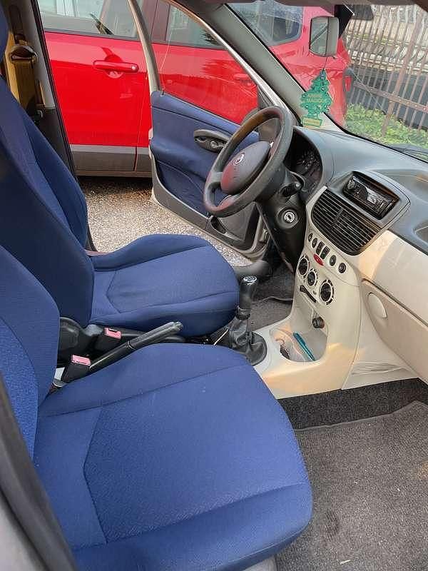 Usata Fiat Punto 60 CV (44 kW) 2005 Berlina