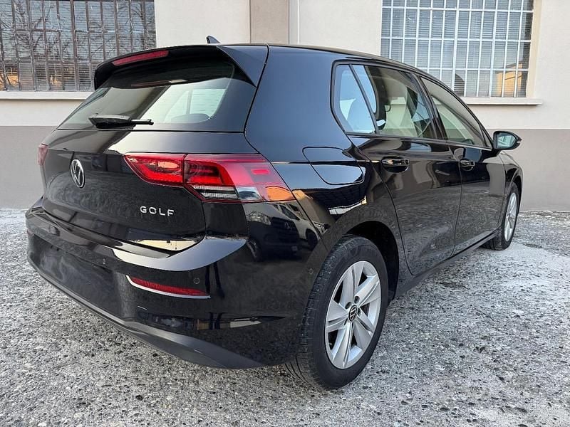 Usata VW Golf VII 115 CV (84 kW) 2021 Nero Utilitaria