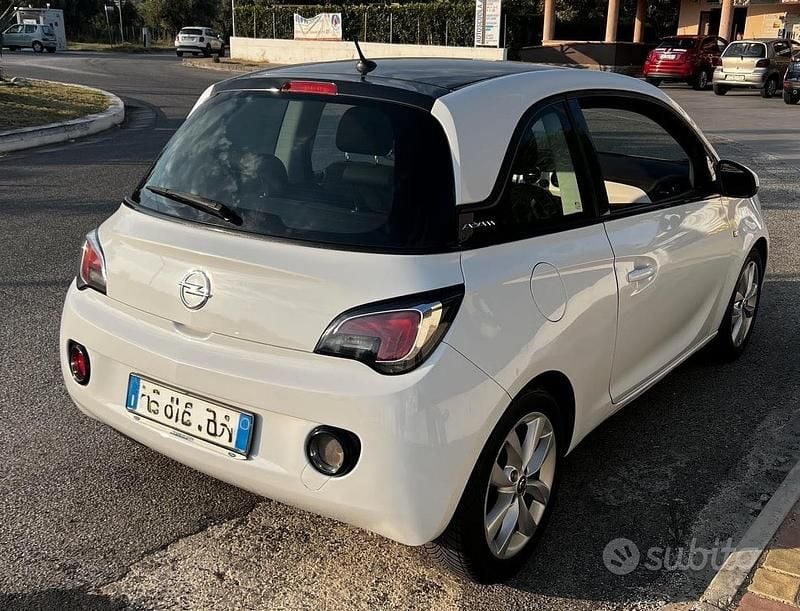 Usata Opel Adam Jam 70 CV (51 kW) 2013 Bianco Utilitaria