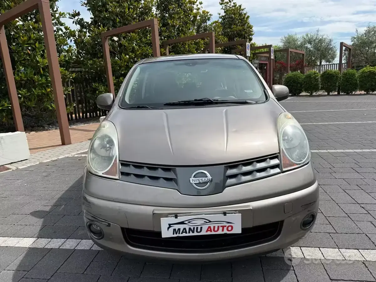 Usata Nissan Note Acenta 86 CV (63 kW) 2008 Giallo Utilitaria