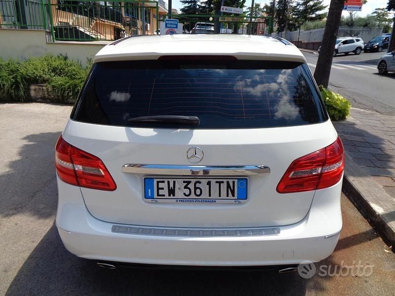 Usata Mercedes B180 Executive 109 CV (80 kW) 2013 Bianco Monovolume