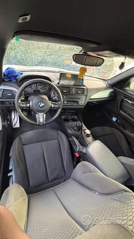 Begagnad BMW 220 M Sport 190 HK (139 kW) 2015 Vit Sportkupé