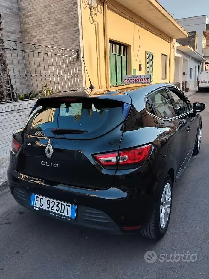 Usata Renault Clio IV 73 CV (53 kW) 2016 Nero Berlina