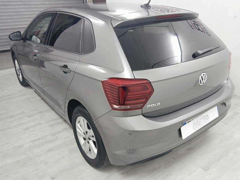 Usata VW Polo Comfortline 80 CV (58 kW) 2018 Grigio scuro Berlina
