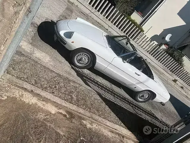 Usata Alfa Romeo Spider 1970 Bianco Cabrio