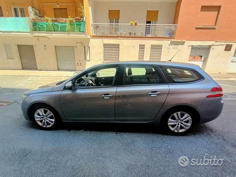 Usata Peugeot 308 Business-Line 116 CV (85 kW) 2017 Grigio Station wagon