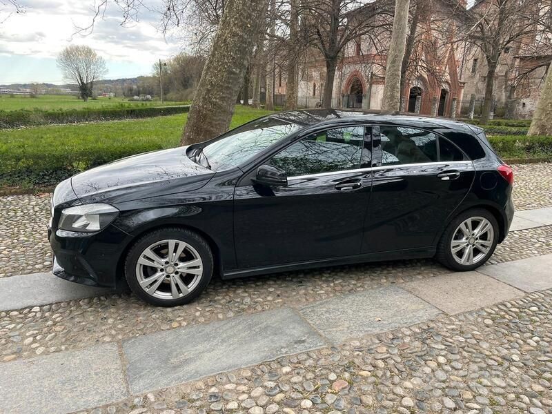 Usata 2017 Mercedes A180 Executive Coupé | 9890 € (Buon prezzo) - Immagine 1/4