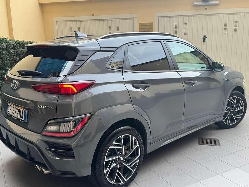 Usata Hyundai Kona N Line 120 CV (88 kW) 2021 Grigio SUV