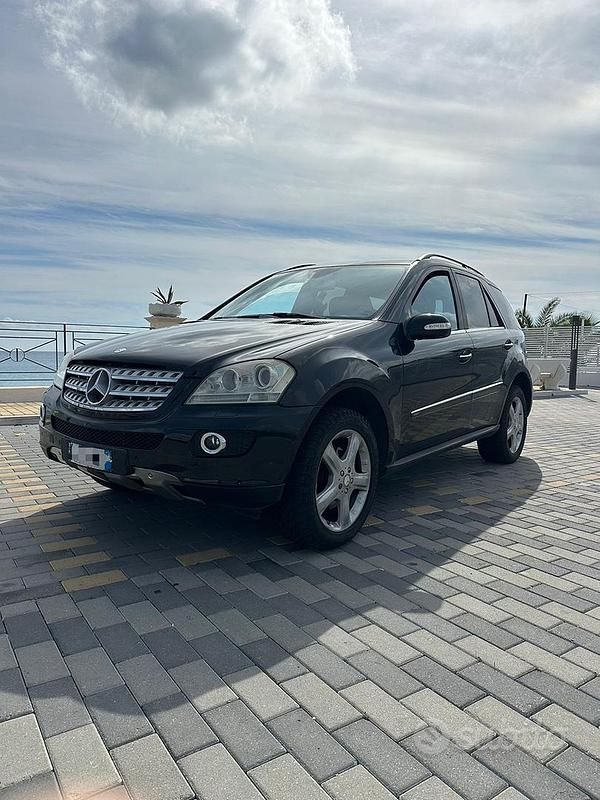 Usata Mercedes ML320 2009 Nero SUV
