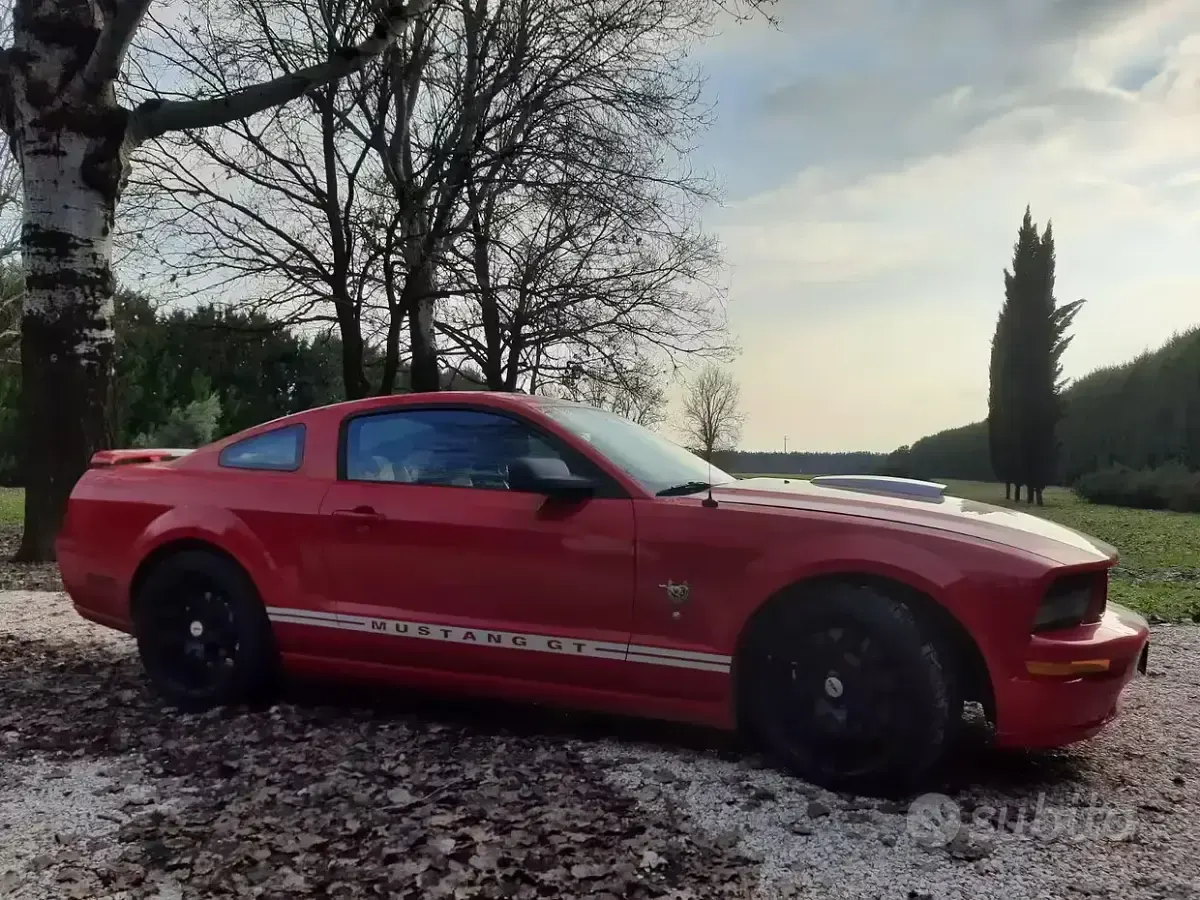 Usata Ford Mustang GT 2009 Rosso Berlina