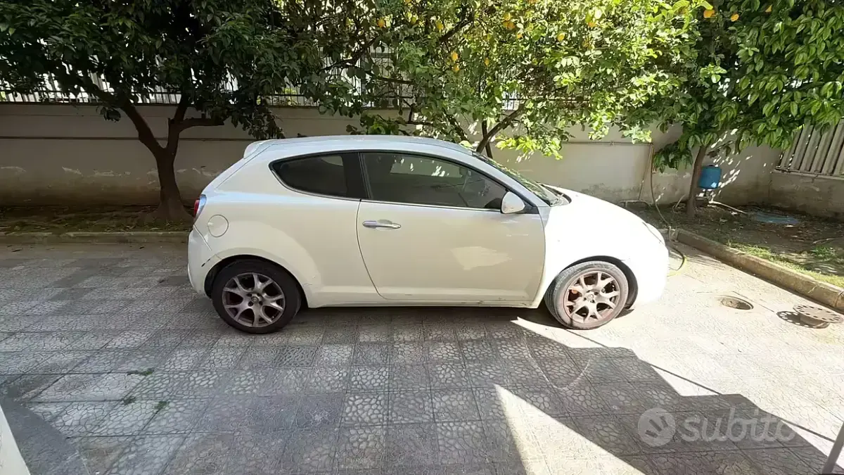 Usata Alfa Romeo MiTo 79 CV (58 kW) 2009 Bianco Utilitaria