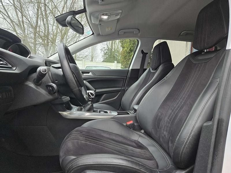 Usata Peugeot 308 Allure 120 CV (88 kW) 2017 Bianco perla Berlina