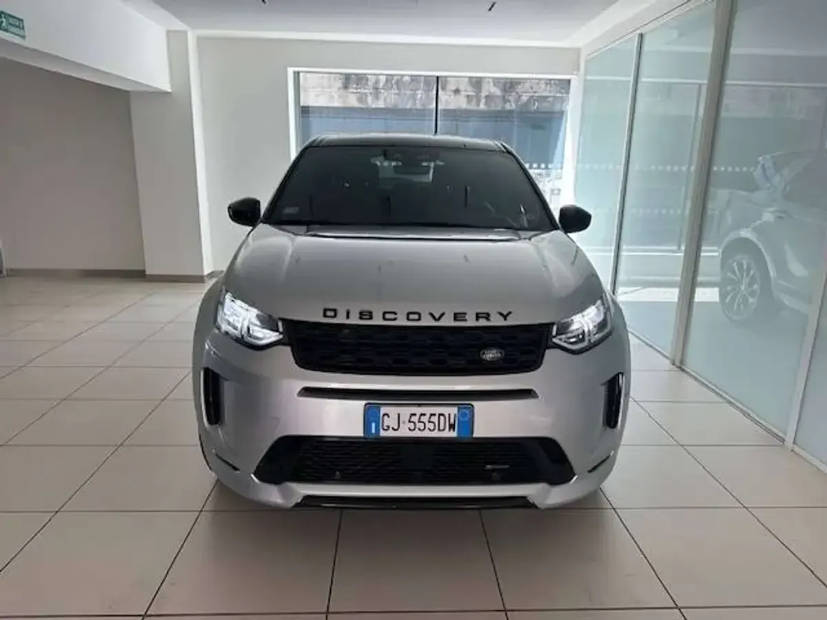 Usata Land Rover Discovery Sport SE Dynamic 163 CV (119 kW) 2022 Indus silver SUV
