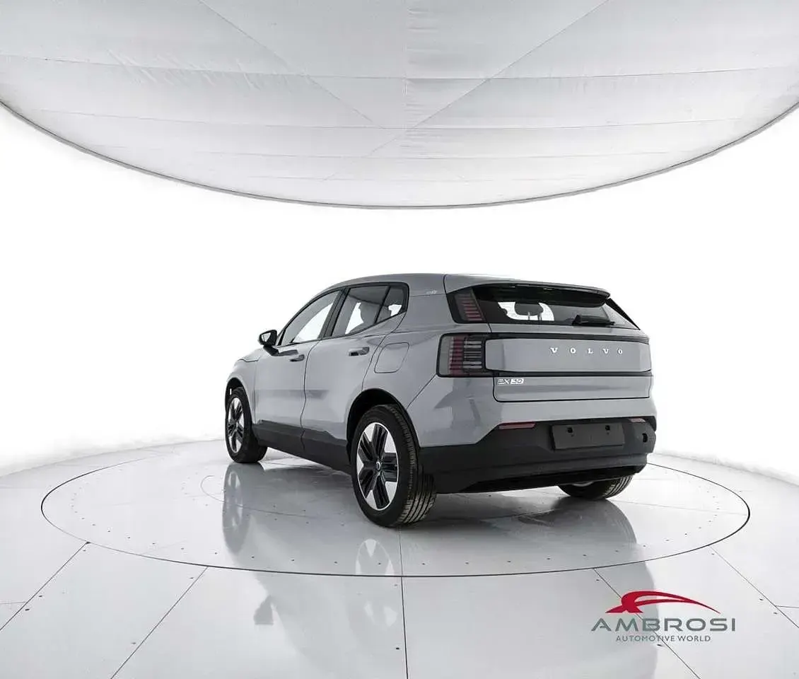 Nuova Volvo EX30 Core 200 kW (272 CV) 2026 Vapour grey SUV