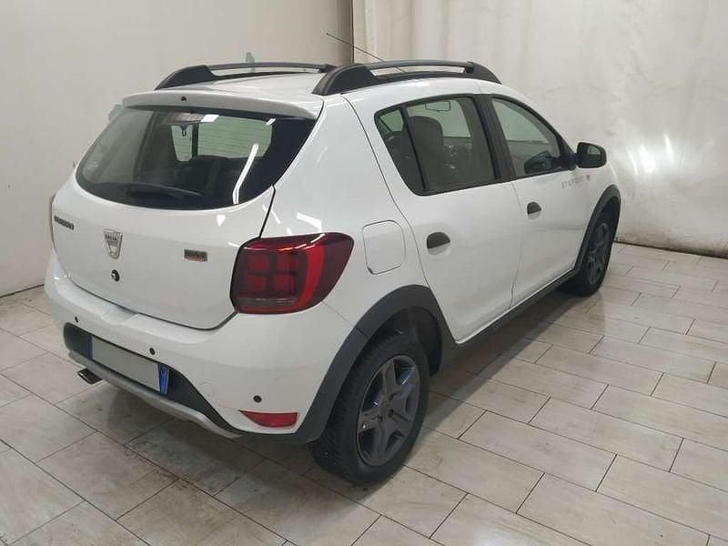 Usata Dacia Sandero Stepway 90 CV (66 kW) 2017 Bianco Berlina