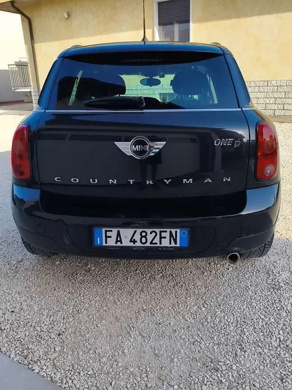 Usata Mini Countryman 90 CV (66 kW) 2015 Nero SUV