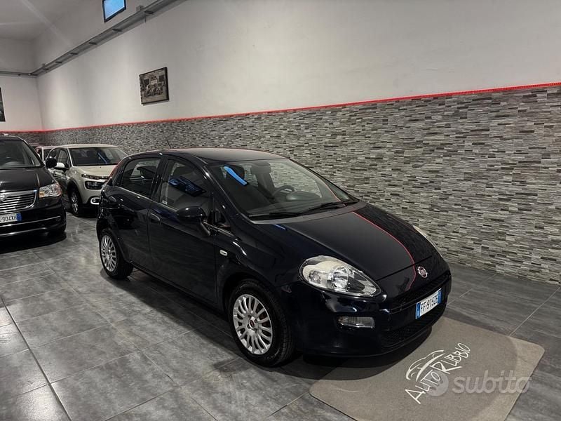 Usata Fiat Punto Street 95 CV (69 kW) 2016 Blu Utilitaria