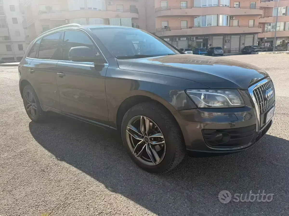 Usata Audi Q5 170 CV (125 kW) 2009 Grigio SUV