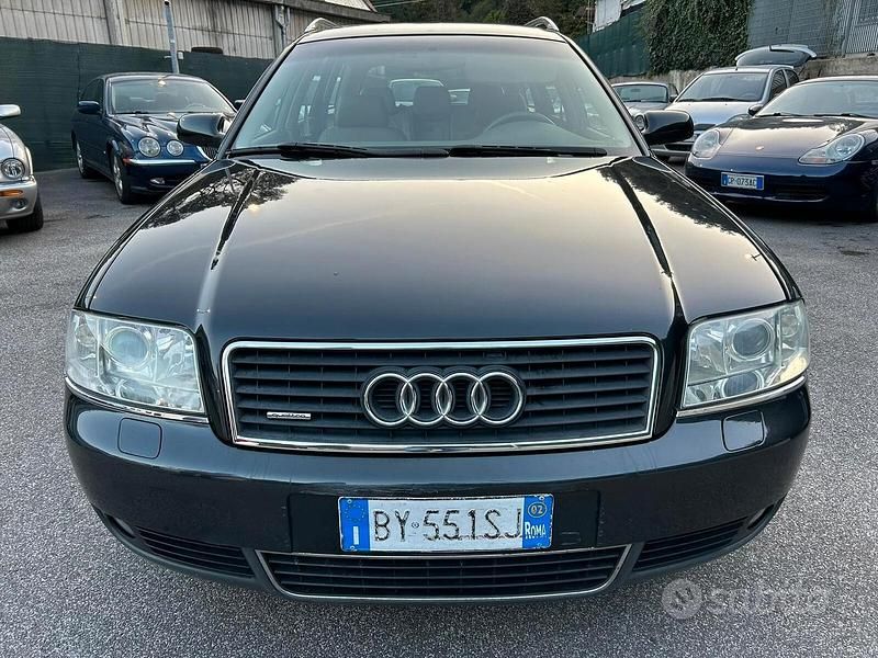Usata Audi A6 220 CV (161 kW) 2002 Nero Station wagon