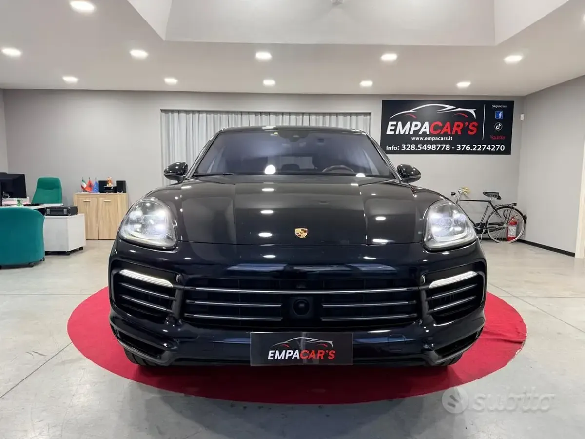 Usata Porsche Cayenne 340 CV (250 kW) 2018 Nero SUV