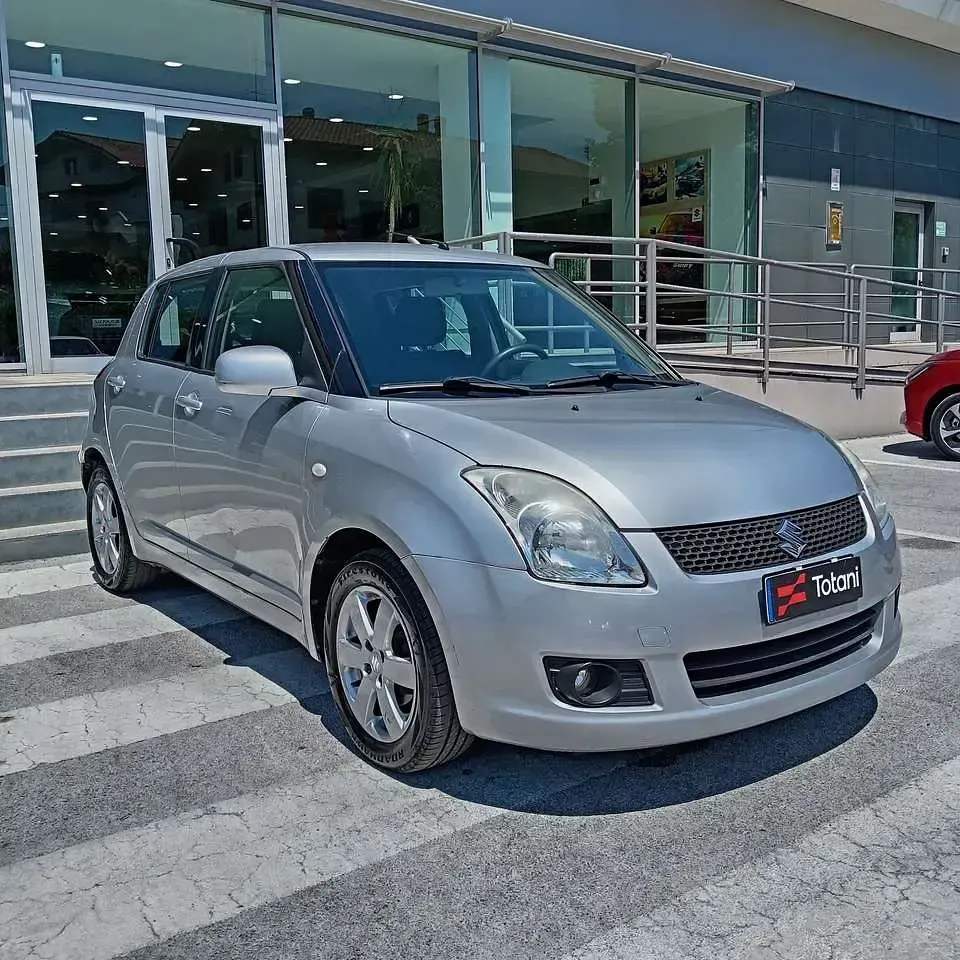 Usata Suzuki Swift GL 75 CV (55 kW) 2009 Grigio Utilitaria
