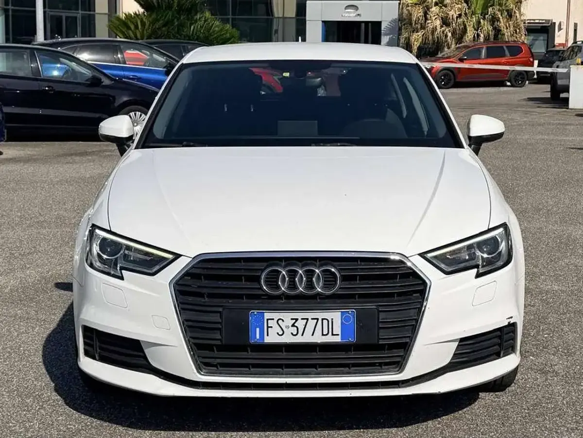 Usata Audi A3 Ambiente 116 CV (85 kW) 2018 Bianco Berlina