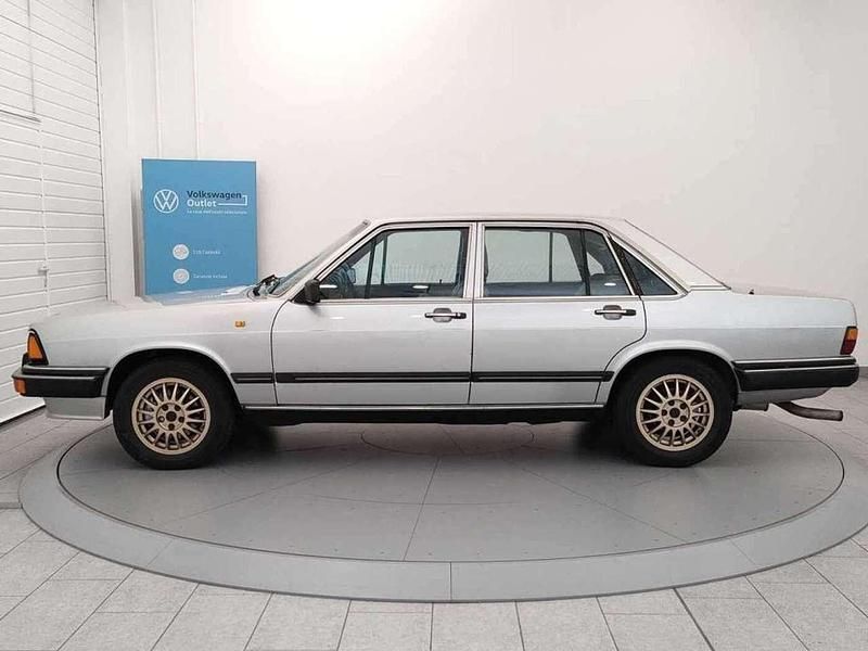 Usata Audi 200 170 CV (125 kW) 1980 Argento metallizzato Berlina