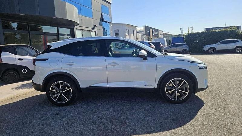 Usata Nissan Qashqai Tekna 158 CV (116 kW) 2023 Bianco SUV