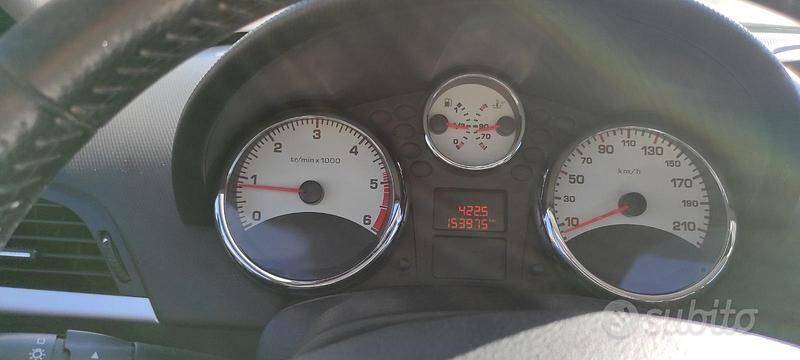 Usata Peugeot 207 92 CV (67 kW) 2011 Marrone Station wagon