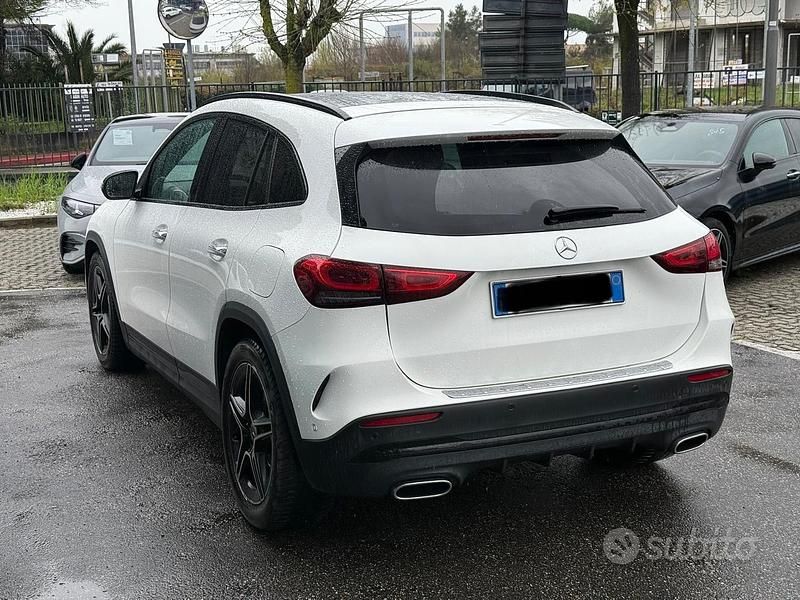Usata Mercedes GLA200 Premium 150 CV (110 kW) 2021 Bianco SUV