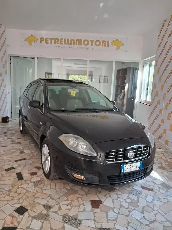 Usata Fiat Croma Dynamic 120 CV (88 kW) 2010 Station wagon
