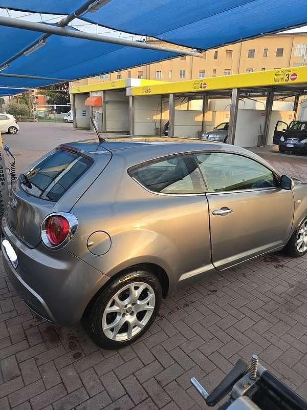 Usata Alfa Romeo MiTo Distinctive 120 CV (88 kW) 2008 Grigio Utilitaria