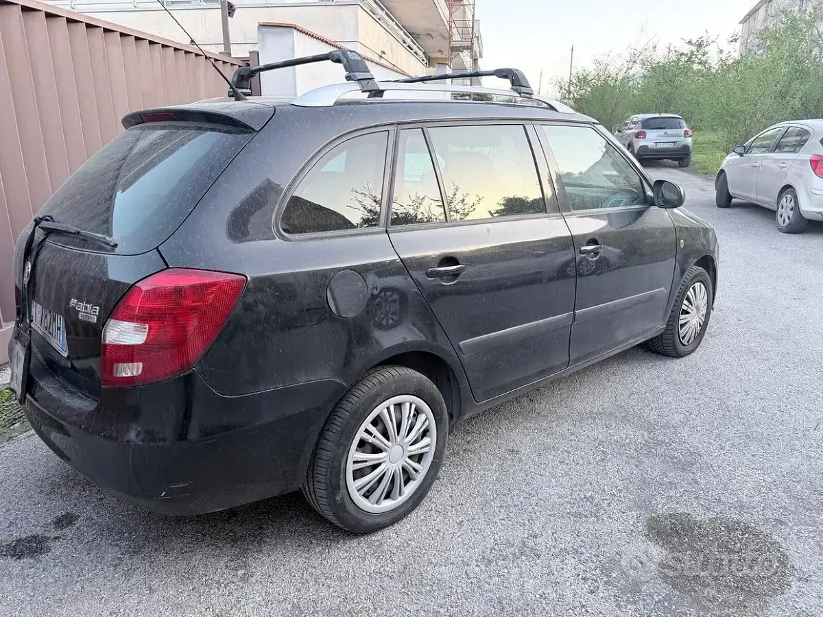 Usata Skoda Fabia 69 CV (50 kW) 2009 Nero Station wagon