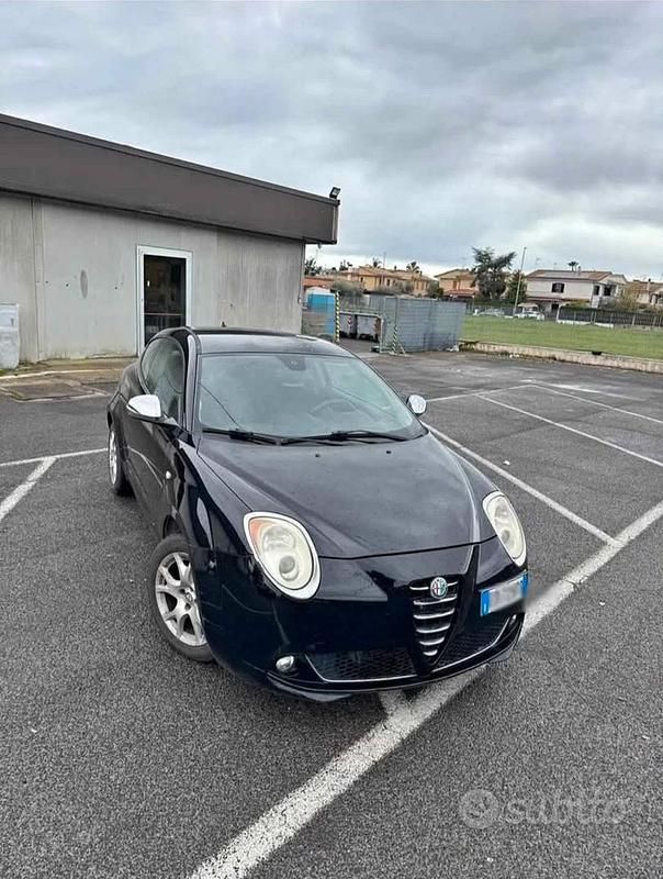Nero Usata 2010 Alfa Romeo MiTo Due volumi | 4999 € - Immagine 1/4